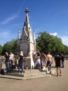 ArZ1iGUL4LJcr6aTC3dkTK1Vx3fV_zU6XS7ke-QuFk_5